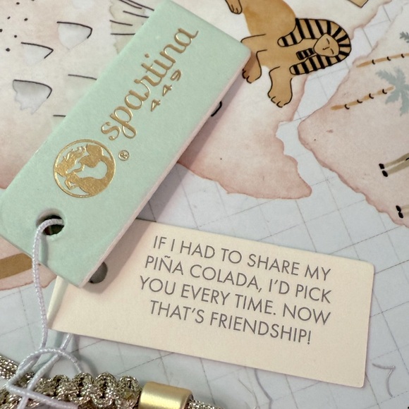 Spartina Pineapple Metallic Gold Friendship Bracelet - Picture 6 of 9